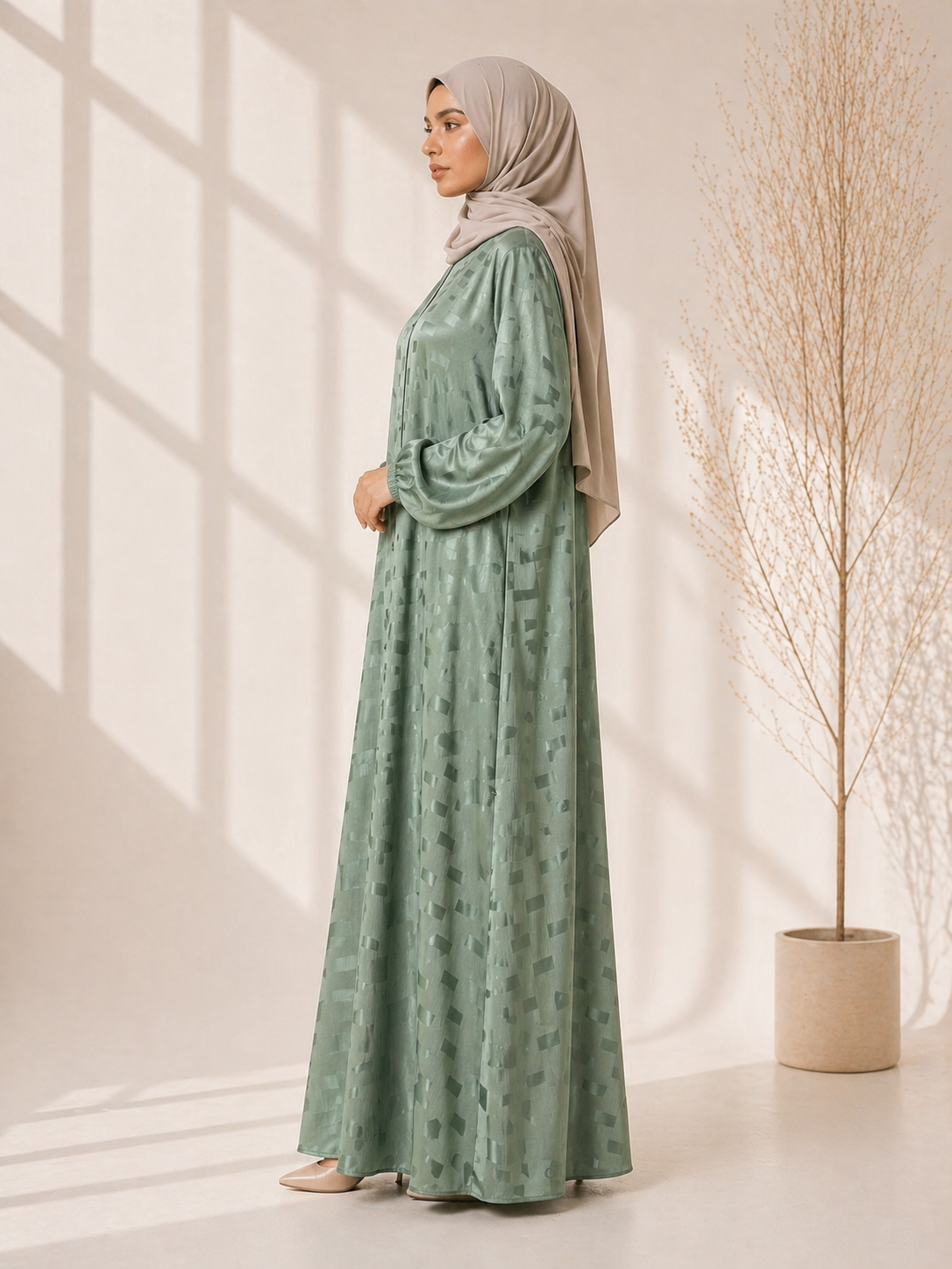 Elegant Zoom Front Open Abaya